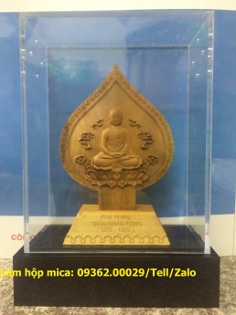 Gia công hộp chụp mica, hộp mica trưng bày sản phẩm bằng máy móc hiện đại lấy nhanh trong ngày