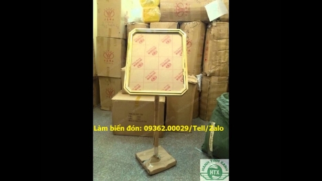 Bán các loại biển đón sân bay, biển cầm tay đón khách có sẵn