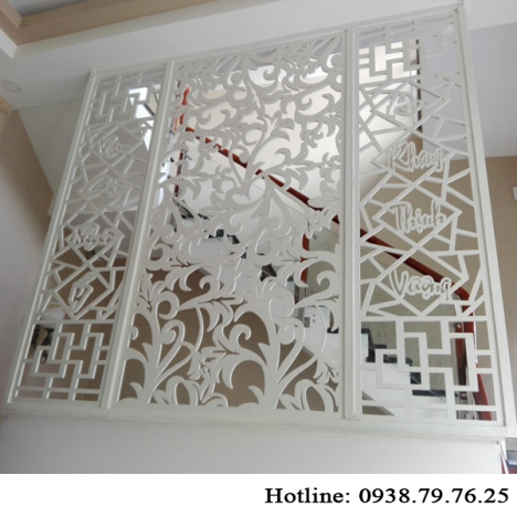 Thiết kế cầu thang giật cấp với vách ngăn cnc cầu thang và phòng khách