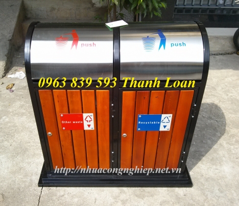 Thùng rác ngoài trời giả gỗ có gạt tàn - thùng rác ngoài trời nhập khẩu