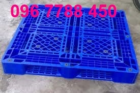 pallet nhựa kê hàng, pallet công nghiệp 0967788450