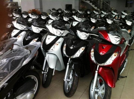 Chuyên bán các loại xe máy như: - HONDA SH  - SATRIA Lh: 0775.546.960 ( A.Bảo )