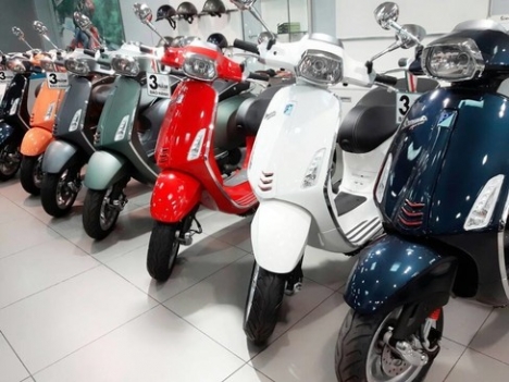 Chuyên bán các loại xe máy như: - HONDA SH  - SATRIA Lh: 0775.546.960 ( A.Bảo )