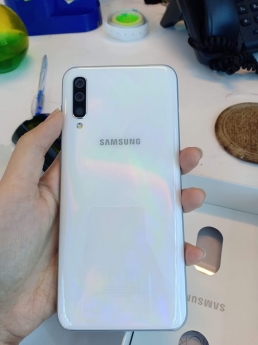 Biên hòa trả góp samsung a50 64GB NEW
