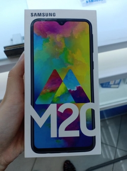 Biên hòa bán trả góp samsung M20 32GB (NEW MỚI)
