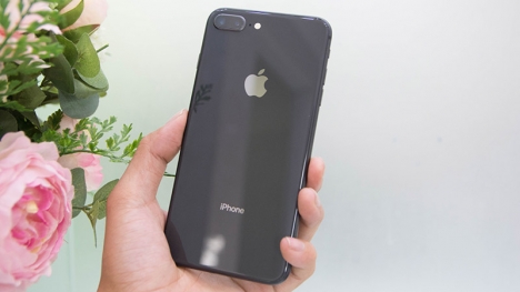 IPhone 8 Plus64GB Đỏ cũ Bìn hDương sa le góp lãi suất 0%