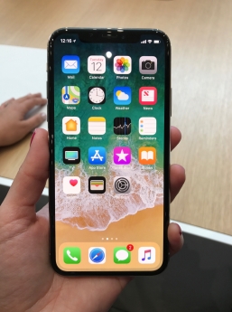 IPhone X 256GB Cũ Bìn hDương sale trả góp lãi suất 0%