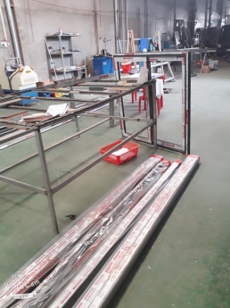 Nhận lắp đặt gia công cửa