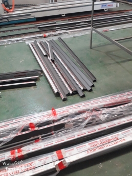 Nhận lắp đặt gia công cửa