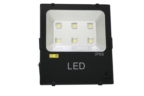 Cung cấp các mẫu đèn đường đèn pha chính hãng philips giá xưởng