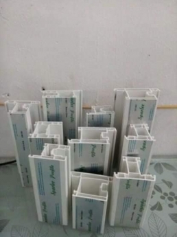 Cửa nhựa lõi thép