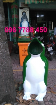 Thùng rác hình chim cánh cụt, gấu misa nhựa composite