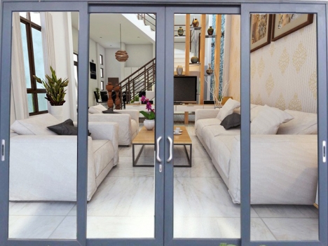 Cửa nhôm xingfa 4 cánh