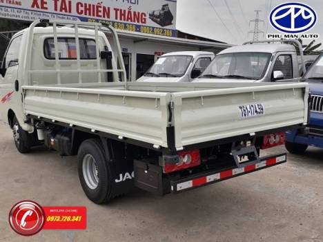 Xe tải JAC 1 tấn siêu tiết kiệm nguyên liệu.