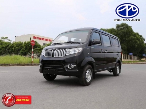 Xe bán tải Van Dongben 5 chỗ vào thành phố tự do.
