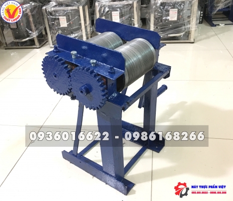 Máy cắt bì heo giá rẻ cho gia đình.