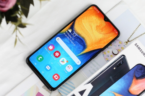(Smartphone giá rẻ) Samsung A20 trả góp tại Biên Hòa