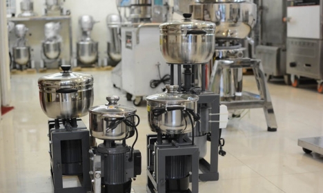 Máy xay nhuyễn thịt 1500W 1102 hàng công ty