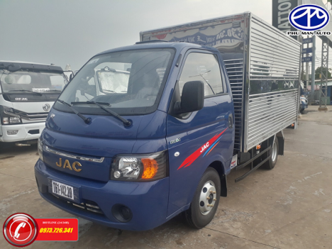 Xe tải JAC 1t5 động cơ dầu tiết kiệm nguyên liệu.