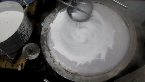 Nồi tráng bánh cuốn dùng điện 157