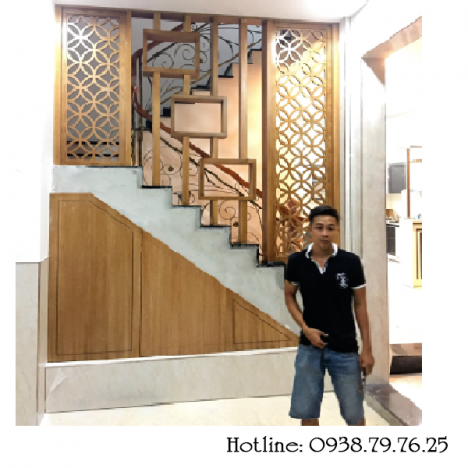 Vách ngăn cnc gỗ trang trí cầu thang ưa chuộng 2019