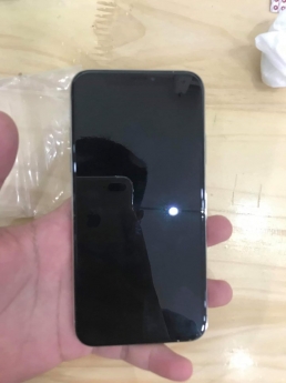 iPhone X 64G trắng Dĩ AN trả góp trả trước 20%