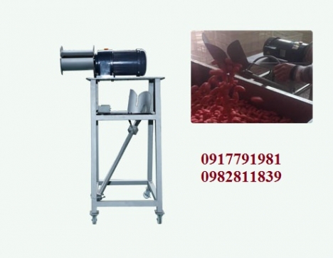 Máy khâu xúc xích hàng công ty 157