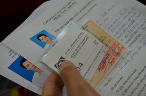 Thủ tục gia hạn giấy phép lái xe ô tô đã hết hạn