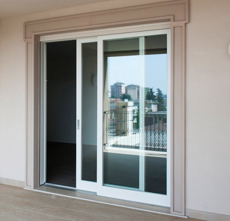 Cửa nhựa lõi thép mở quay