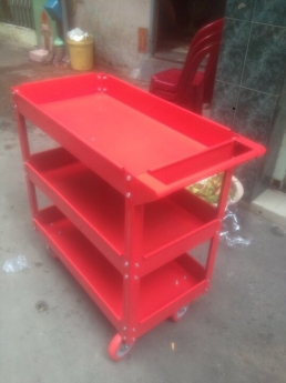 Xe đẩy dụng cụ