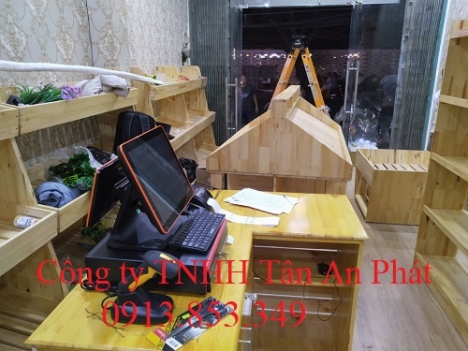 Lắp đặt tận nơi máy tính tiền cho cửa hàng tiện lợi tại Cần Thơ 