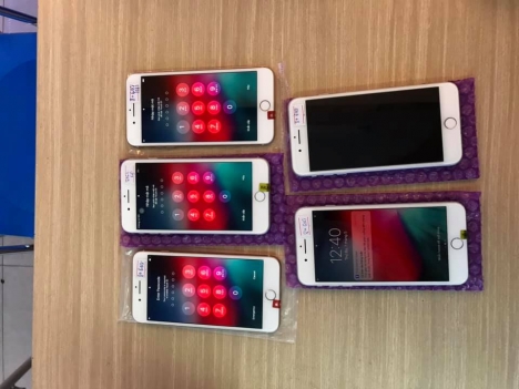 iPhone 8Plus 64G 10,990k trả góp 40k/ngày tại Q5