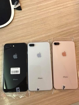 iPhone 8Plus 64G 10,990k trả góp 40k/ngày tại Q5