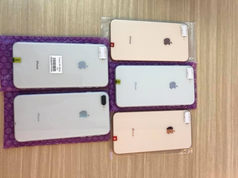iPhone 8Plus 64G 10,990k trả góp 40k/ngày tại Q5