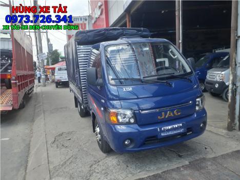 Xe tải JAC 1t25 thùng kín mở cửa hông dài 3m2.