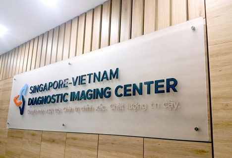 Bảng Hiệu Kính Văn Phòng