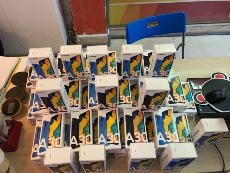 Samsung A30 32g 4,490k hạ nhiệt mùa hè hcm