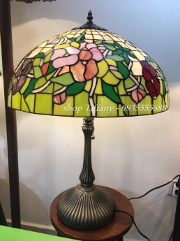 Đèn Bàn Tiffany Hoa Mẫu Đơn Mỹ