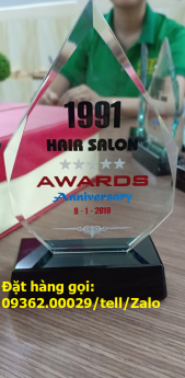 Nhận gia công cup lưu niệm,kỉ niệm chương làm quà tặng