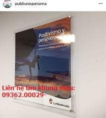 Những mẫu khung mica treo tường sử dụng nhiều