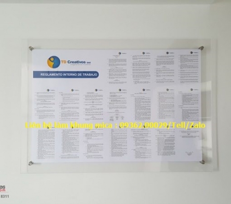 Những mẫu khung mica treo tường sử dụng nhiều