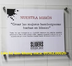 Những mẫu khung mica treo tường sử dụng nhiều