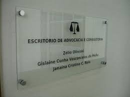 Biển quầy lễ tân-Biển quảng cáo in bằng chất liệu UV