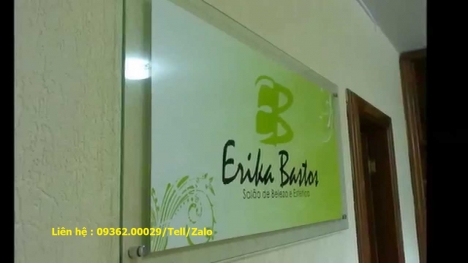 Biển quầy lễ tân-Biển quảng cáo in bằng chất liệu UV