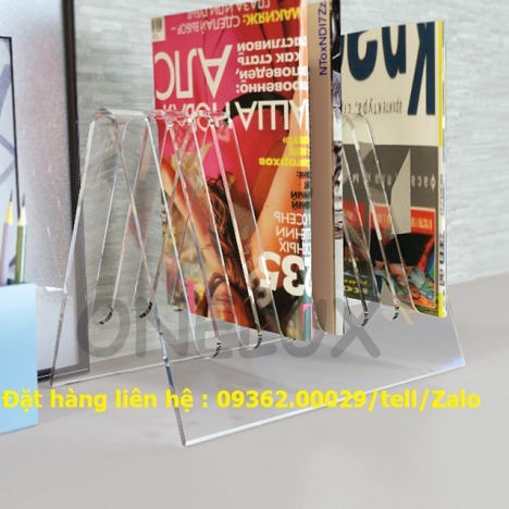 Các mẫu kệ đựng tạp trí , sách báo bằng mica –Gia công nhiều loại