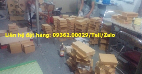 Hòm thư góp ý treo tường màu trắng sữa