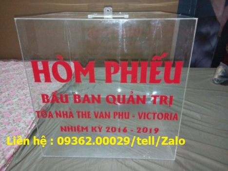 Hòm thư góp ý treo tường màu trắng sữa