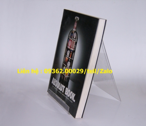 Sản phẩm kệ mica trưng bày sách báo, catalog, tài liệu