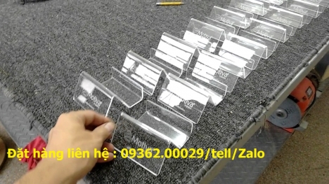 Bảng giá để thông tin hàng tại các siêu thị-Biển tên sản phẩm