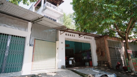 Nhà đẹp, đang kinh doanh cực lộc, 76 An Dương Vương. Giá đẹp 1,96 tỷ